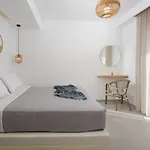 Naxos Skyline Luxury *