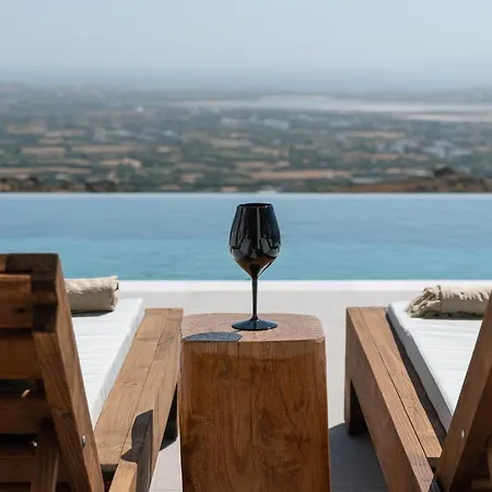 Naxos Skyline Luxury فيلة Agkidia
