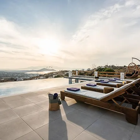Naxos Skyline Luxury *